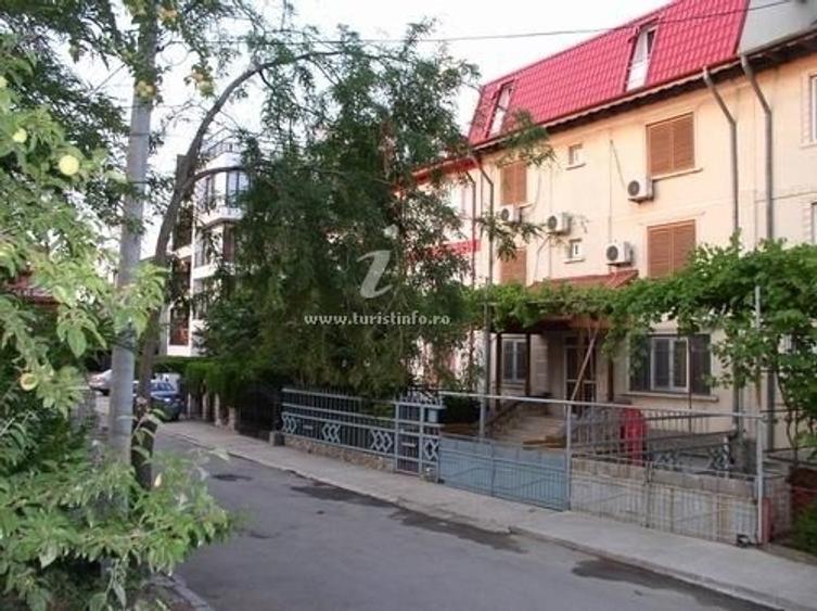 Casă cu 4 camere în Nord