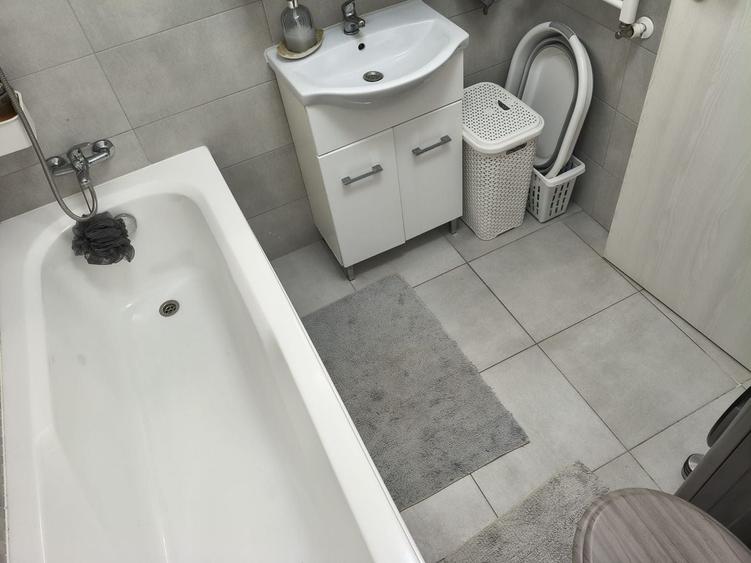 Apartament cu 2 camere decomandat, mobilat în Nord-Vest