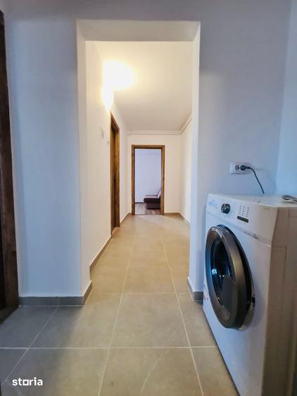Apartament cu 2 camere decomandat în Broșteni