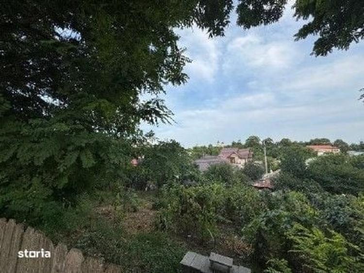 Casă cu 3 camere în Coșești