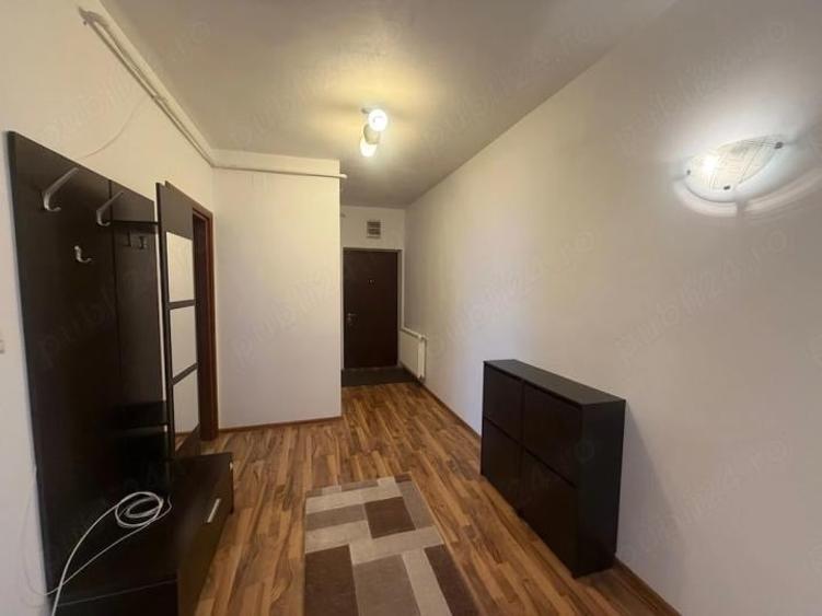 Apartament cu 3 camere semidecomandat, mobilat în Herăstrău