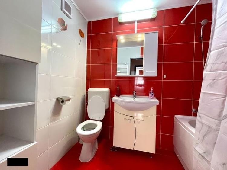 Apartament cu 2 camere decomandat în Basarabia
