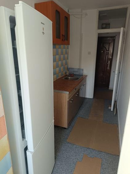 Garsonieră decomandată în Drumul Carului
