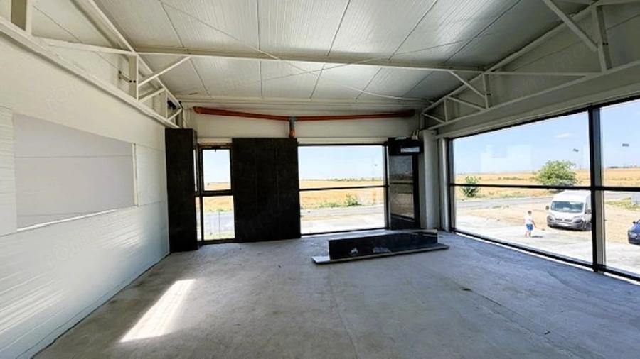 Spațiu comercial, de 590 mp, în Central