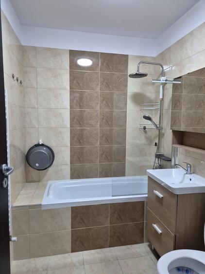 Apartament cu 2 camere semidecomandat în Lazaret
