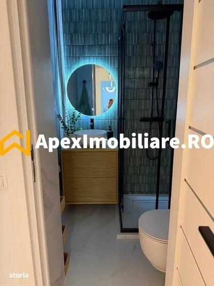 Apartament cu 4 camere semidecomandat în Central