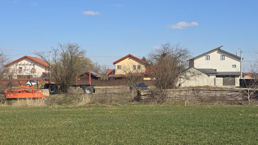 Teren Construcții intravilan de 844 mp, în Brănești