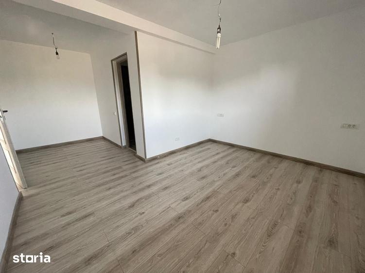 Casă cu 3 camere cu Teren 400 Mp în Domnești