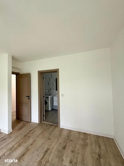Casă cu 4 camere cu Teren 400 Mp în Central