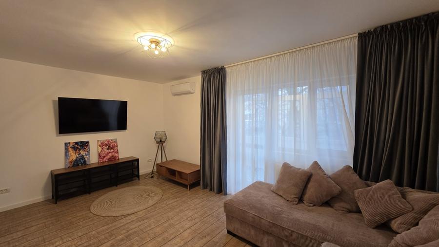 Apartament cu 3 camere decomandat în Militari