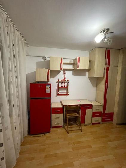 Proprietar inchiriez garsoniera in sector 3 langa metrou 1 decembrie - 1
