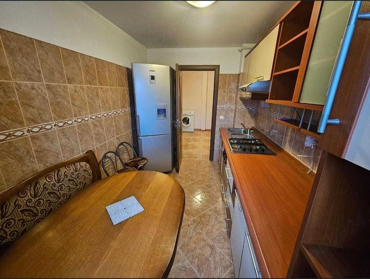 Apartament cu 2 camere decomandat în Autogară