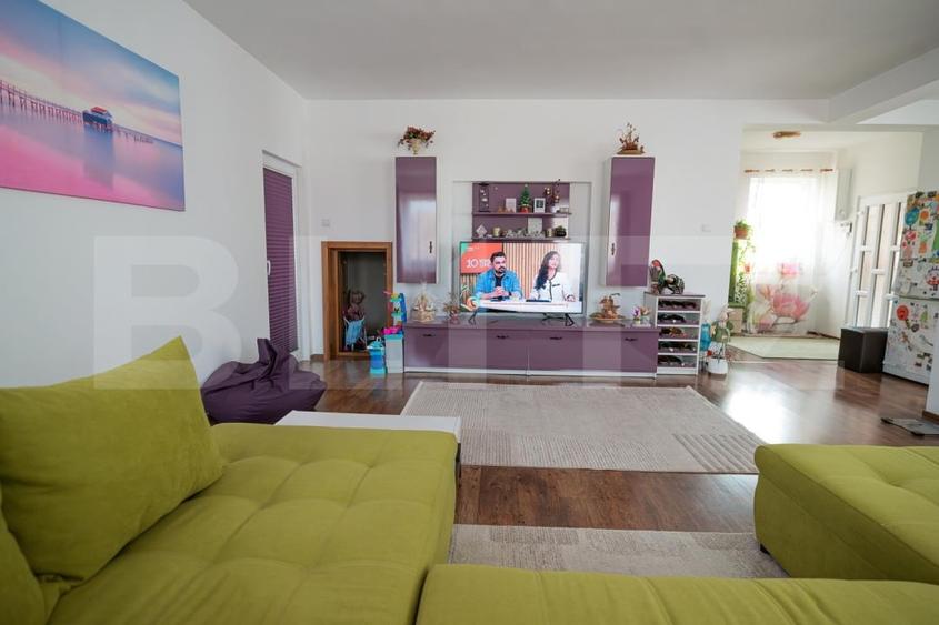 Casă individuală cu 4 camere cu Canalizare în Reghin
