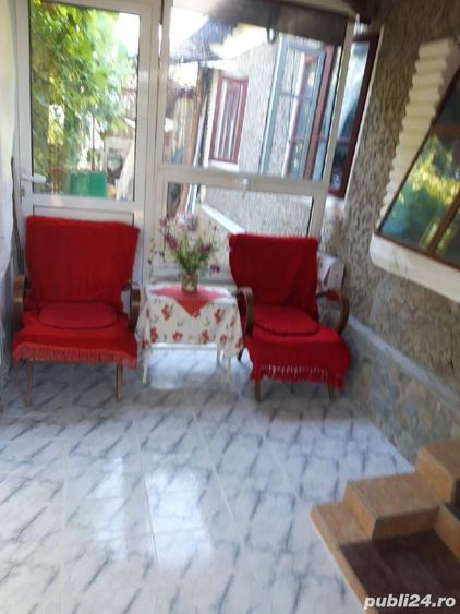 Casă cu 2 camere cu Teren 1000 Mp în Podenii Noi