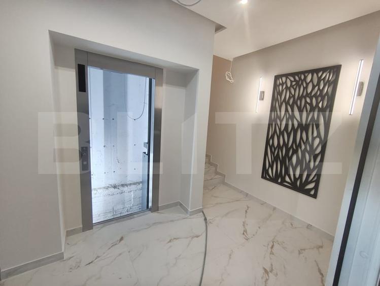 Apartament cu 2 camere decomandat în Iosia