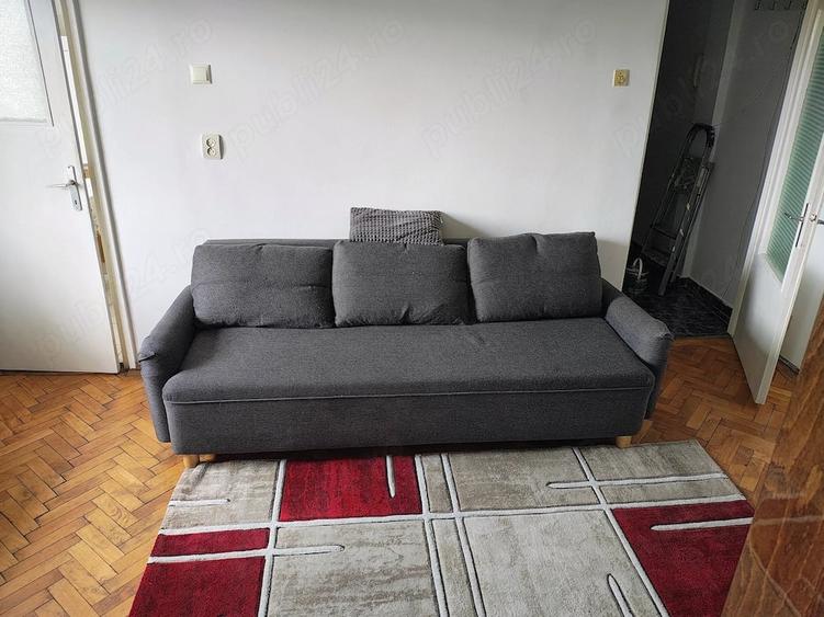 Apartament cu 2 camere semidecomandat în P-ța Doina