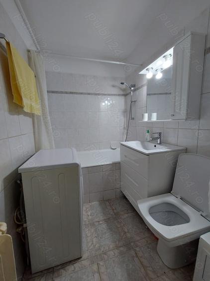 Inchiriez apartament 2 camere Sector 4 - 4