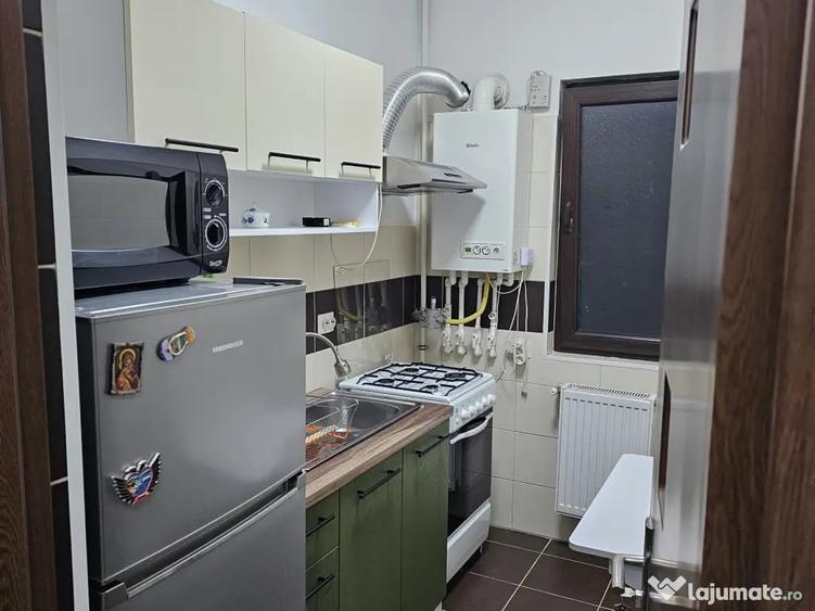 Garsonieră decomandată în Metalurgiei