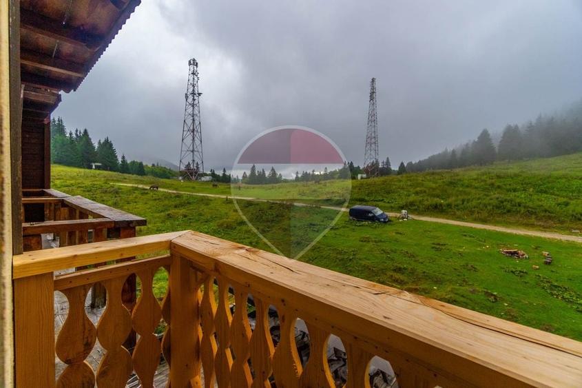 Casă individuală cu 14 camere cu Teren 4300 Mp în Sud-Vest