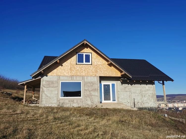 Casă cu 4 camere cu Teren 548 Mp în Precista