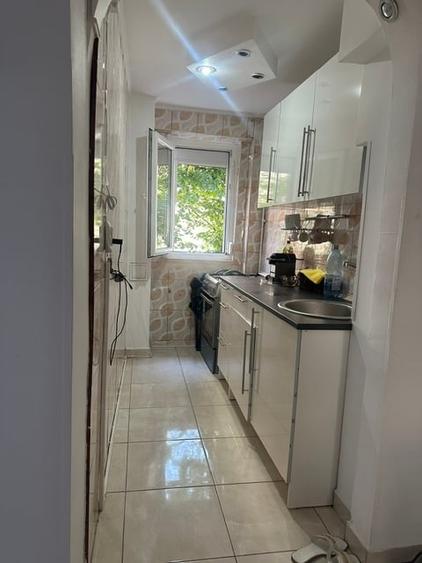Apartament cu 2 camere decomandat în 1 Decembrie 1918