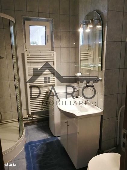 Apartament cu 3 camere decomandat în Mureșeni