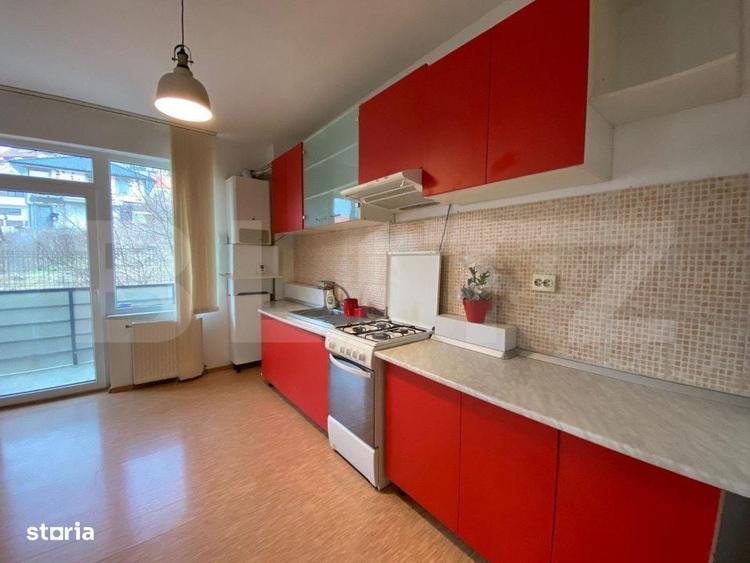 Apartament cu 3 camere semidecomandat în Câmpului