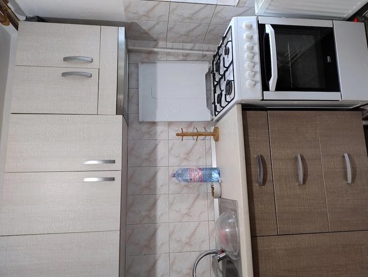 Apartament cu 2 camere decomandat în Micro 14