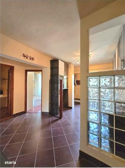 Apartament cu 2 camere decomandat în Radu Negru