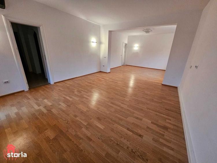 Apartament cu 4 camere în Domenii