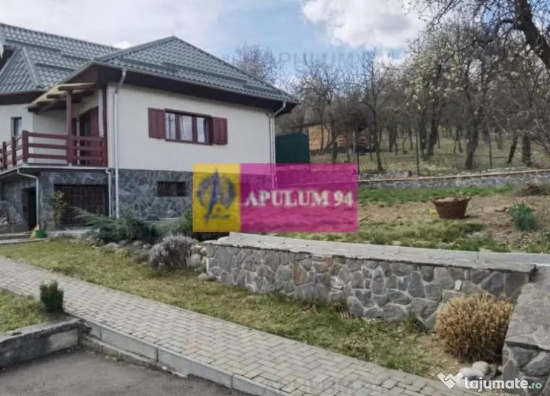 Casă cu 3 camere cu Teren 727 Mp în Poiana
