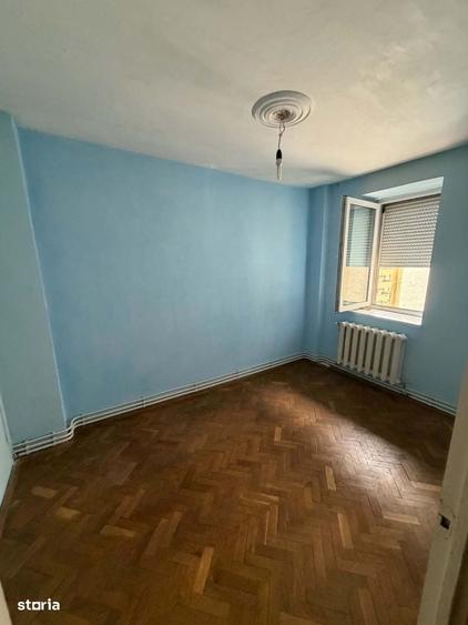 Apartament cu 4 camere în Ultracentral