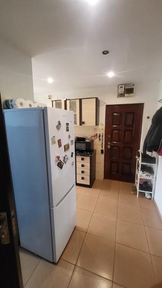 Apartament cu 2 camere semidecomandat în Govândari
