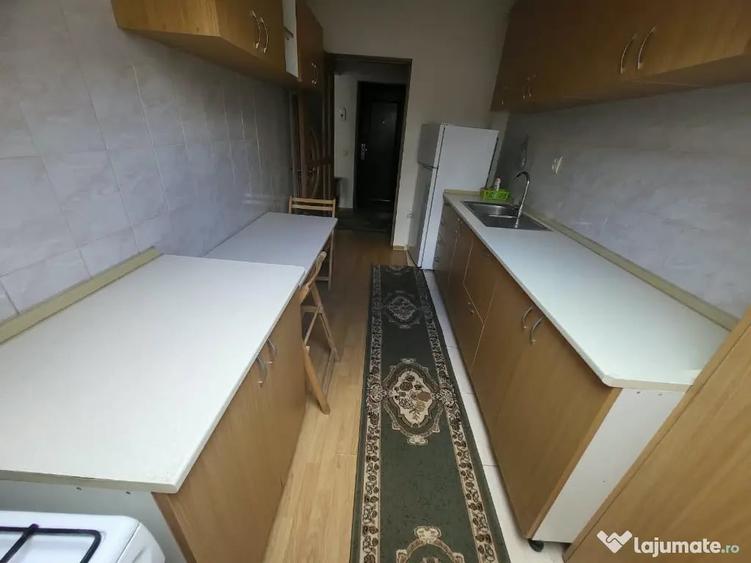 Garsonieră decomandată în Florești