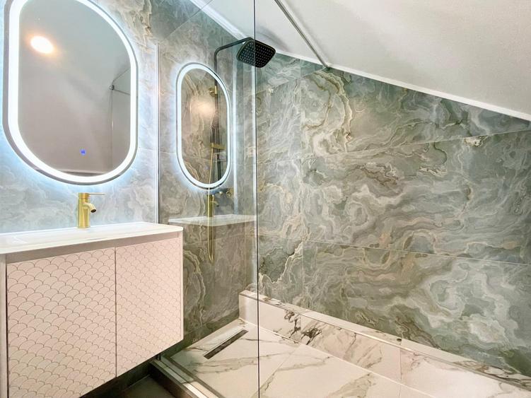 Duplex cu 4 camere cu Canalizare în Moșnița Nouă