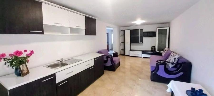 Casă cu 4 camere cu Teren 650 Mp în Lacu Sărat