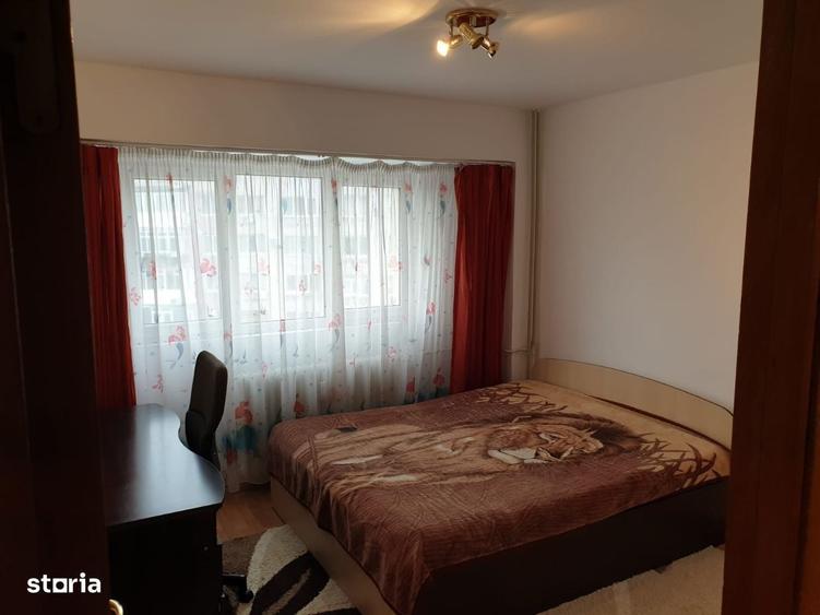 Apartament cu 2 camere în Păcii