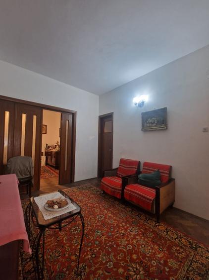 Apartament cu 3 camere decomandat în Alba Iulia