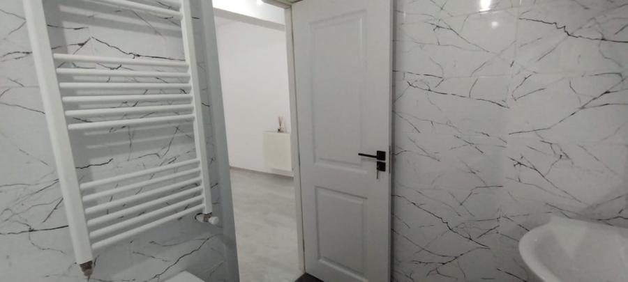 Apartament cu 3 camere decomandat în Popas Păcurari