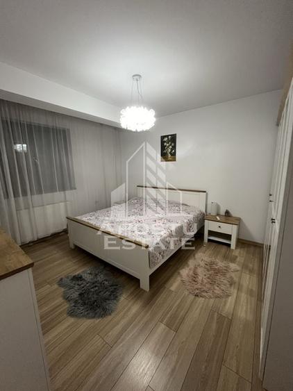 Apartament cu 2 camere semidecomandat, mobilat în Giroc