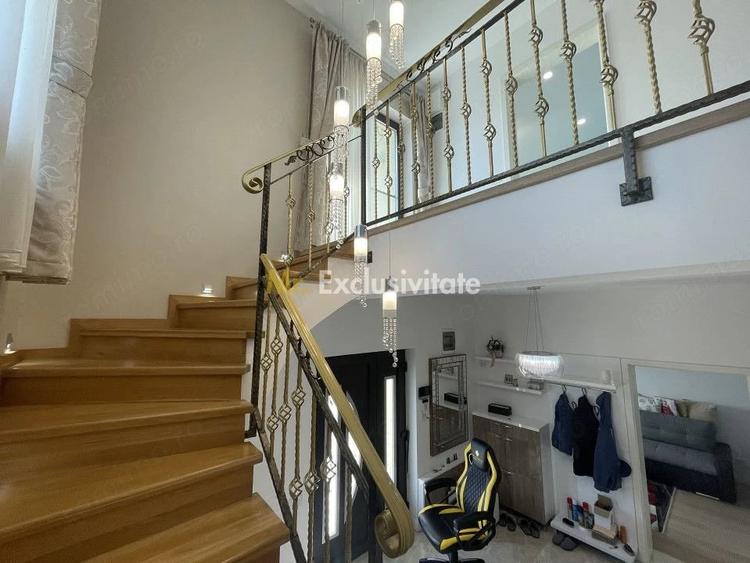 Casă cu Teren 1042 Mp în Cornu