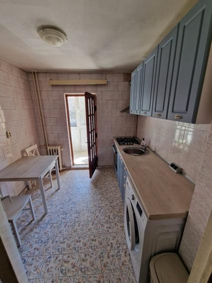 Apartament cu 2 camere decomandat, mobilat în Brazda lui Novac