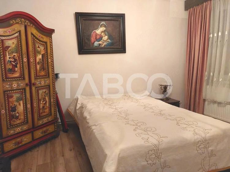 Casă cu Teren 50 Mp în Sadu