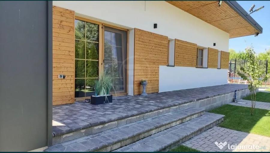 Casă cu 4 camere cu Teren 393 Mp în Gilău