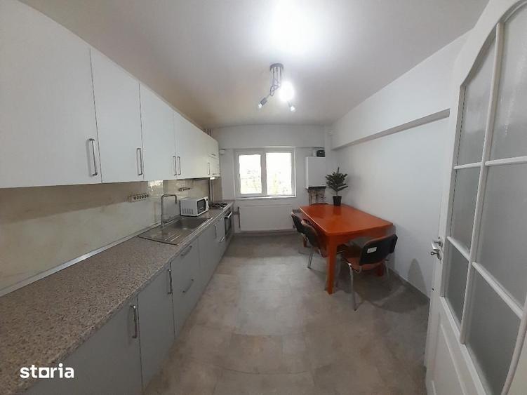 Apartament cu 2 camere decomandat în Vatra Luminoasă