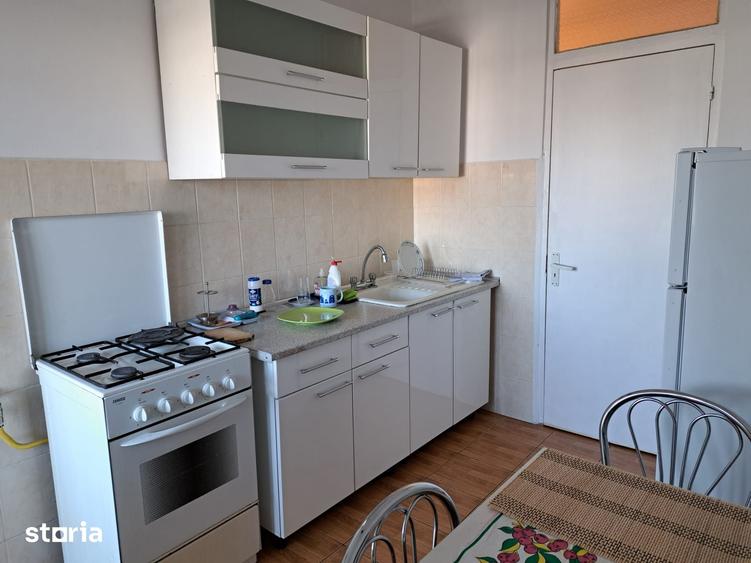 Apartament cu 2 camere decomandat în Zorilor