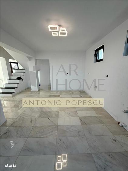 Casă cu 3 camere cu Teren 445 Mp în Albert