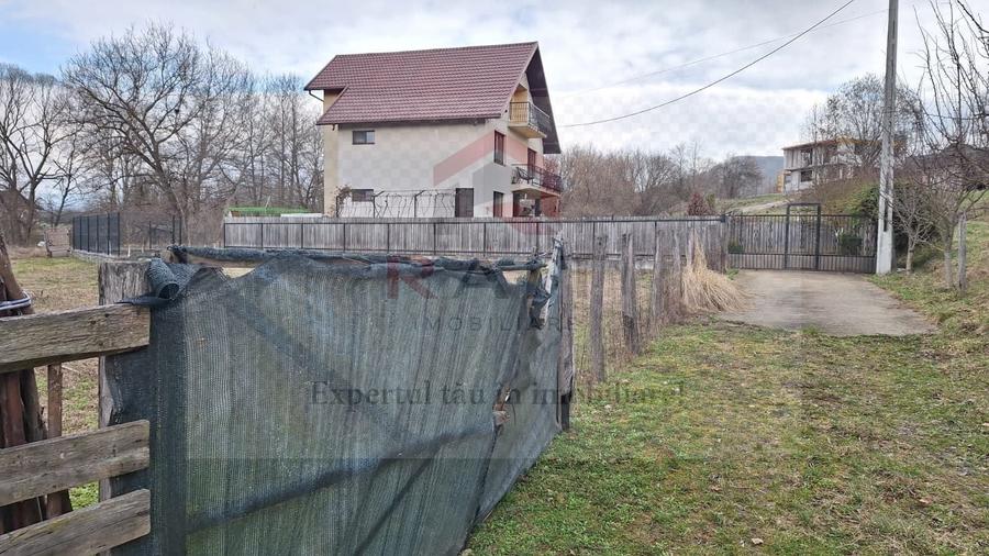 Teren Construcții intravilan de 650 mp, în Central