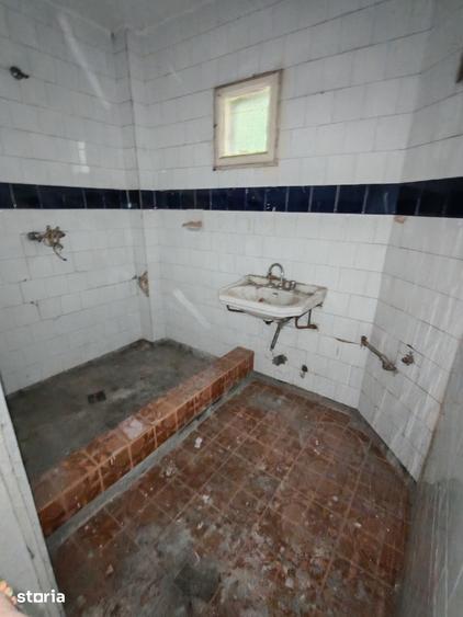 Casă cu 3 camere cu Teren 260 Mp în Cișmigiu