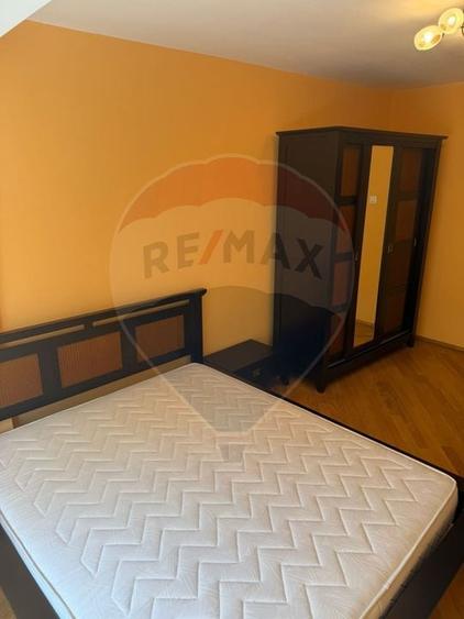 Apartament cu 2 camere decomandat, mobilat în Independenței